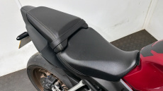24MY Honda CB650R E-Clutch